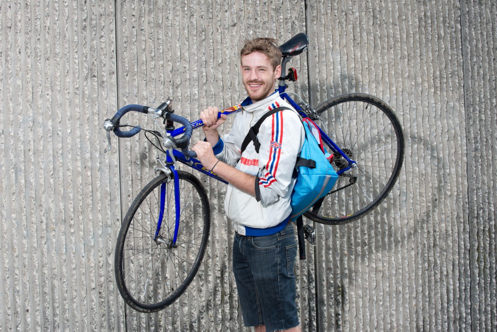Lausanne, mercredi 15 juin 2016. Montbenon. Moniteurs DEFI Vélo. Robin Schmitt. Copyright © Marius Affolter 2016