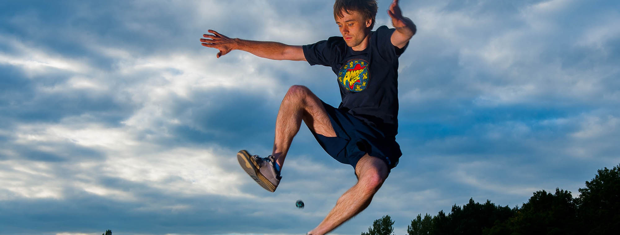 Banner_footbag