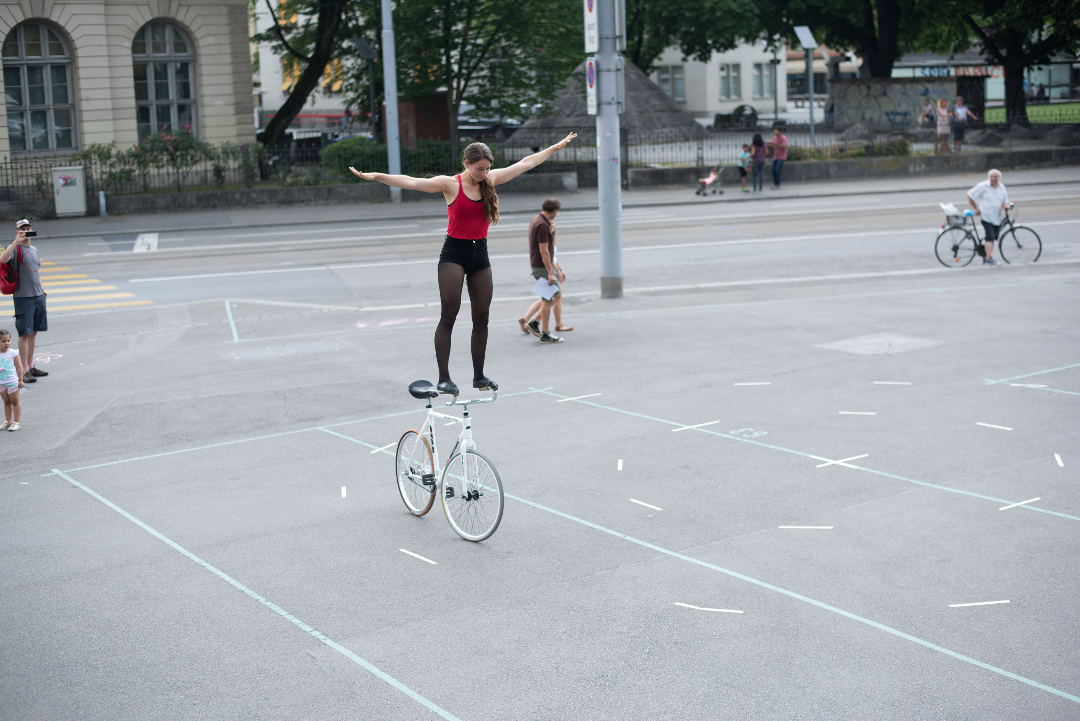 Zürich, mercredi 21 juin 2017. Helvetiaplatz et environs. Finale Suisse Allemande de DEFI Vélo. Copyright © Marius Affolter 2017